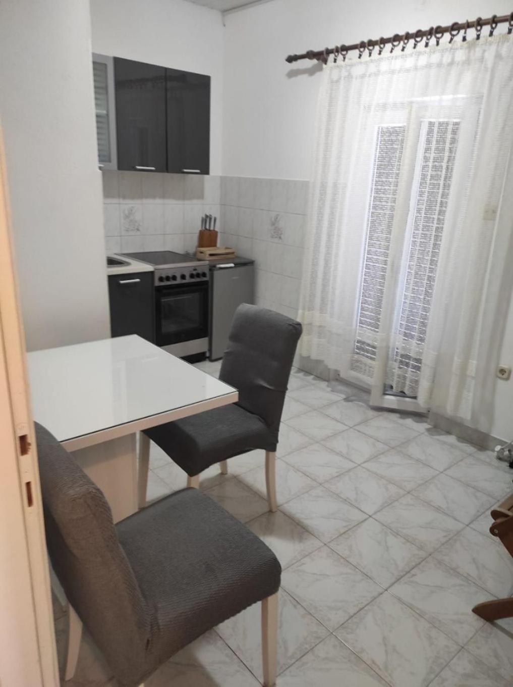 Apartment Tenara Vis Exteriör bild